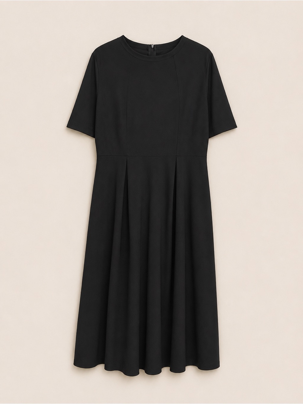 Elegant Black Midi Dress with Short Sleeves